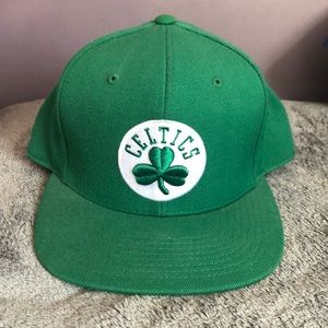 Boys Celtics Flat-Brim Hat Fitted